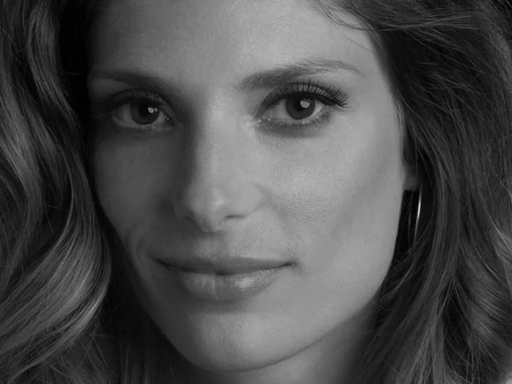 Morreu Neuza Teixeira, atriz de Anjo Selvagem, aos 44 anos.