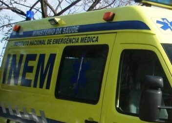 Mulher ferida após colisão em Oledo