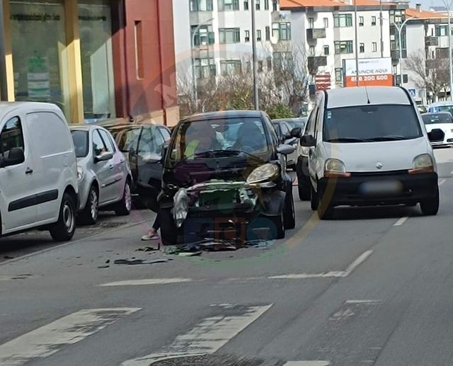 Acidente na Guarda danifica viatura