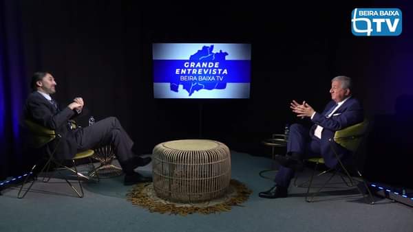 EM DIRETO: GRANDE ENTREVISTA (IL)