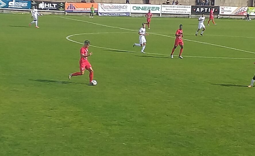 Benfica CB 3 Gouveia 2