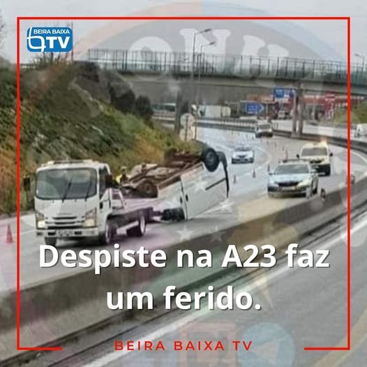 Um despiste seguido de capotamento de um veículo ligeiro