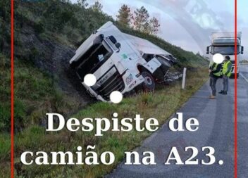 Um veículo pesado de mercadorias despistou-se na A23
