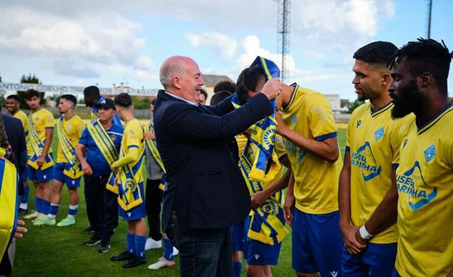 Alcains recebe faixas de Campeão