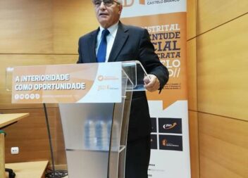 Manuel Frexes vence eleições no PSD