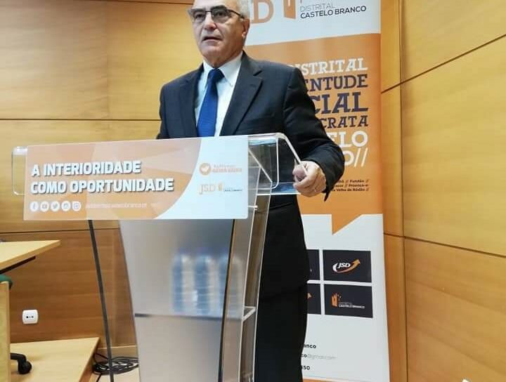 Manuel Frexes vence eleições no PSD