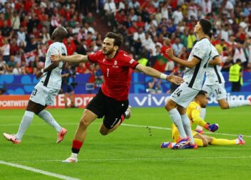 Portugal perde com a Geórgia por 2-0 mas mantém 1º lugar do Grupo F