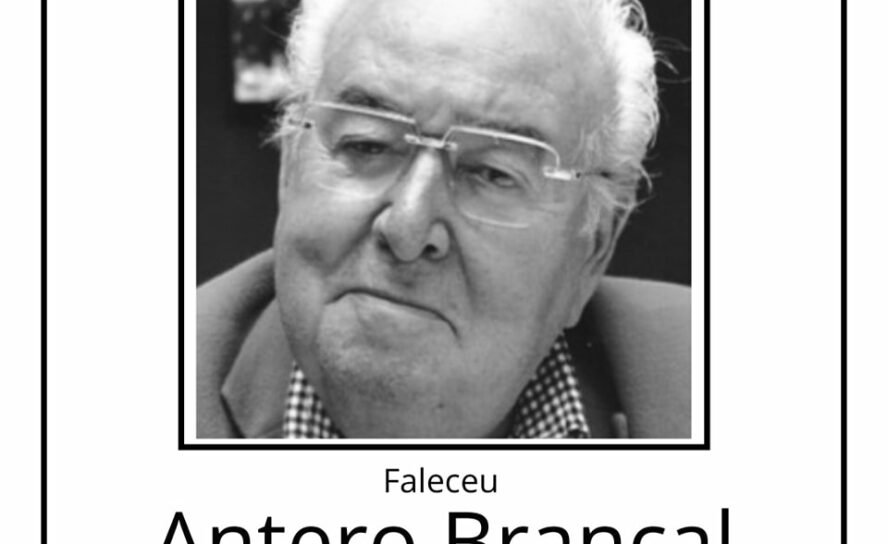 Faleceu