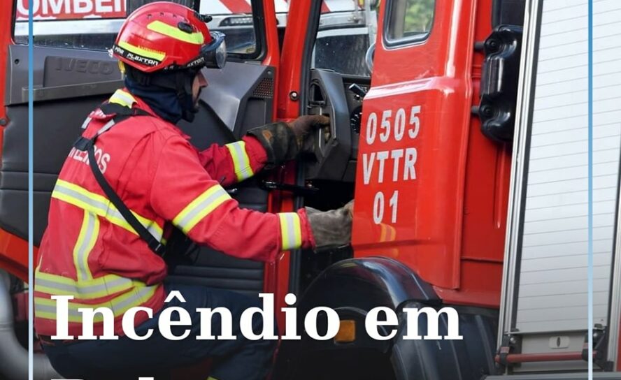 Dois focos de incêndio em zonas de mato muito próximas