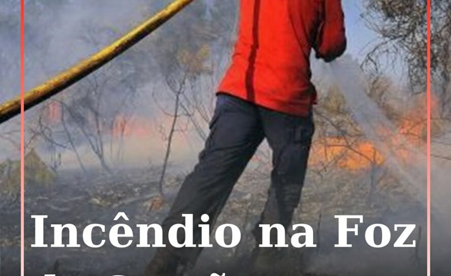 O alerta para um incêndio que lavrava uma zona de povoamento florestal na Foz da