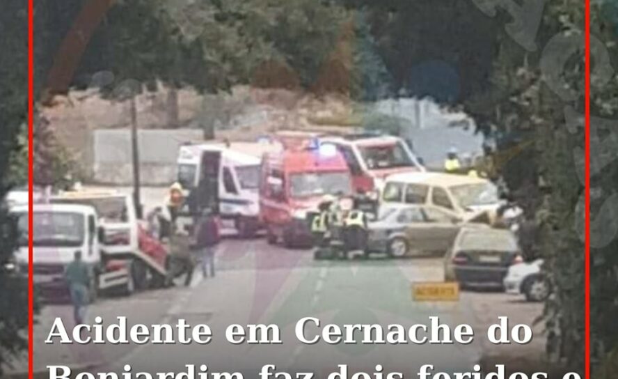 Uma colisão entre dois automóveis ao final desta manhã de quarta-feira provocou
