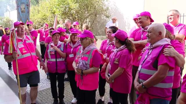 Grupo de Peregrinos da Rainha da Paz chegam ao Santuário de Fátima