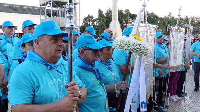 Grupo de Peregrinos de Maria chegam ao Santuário de Fátima