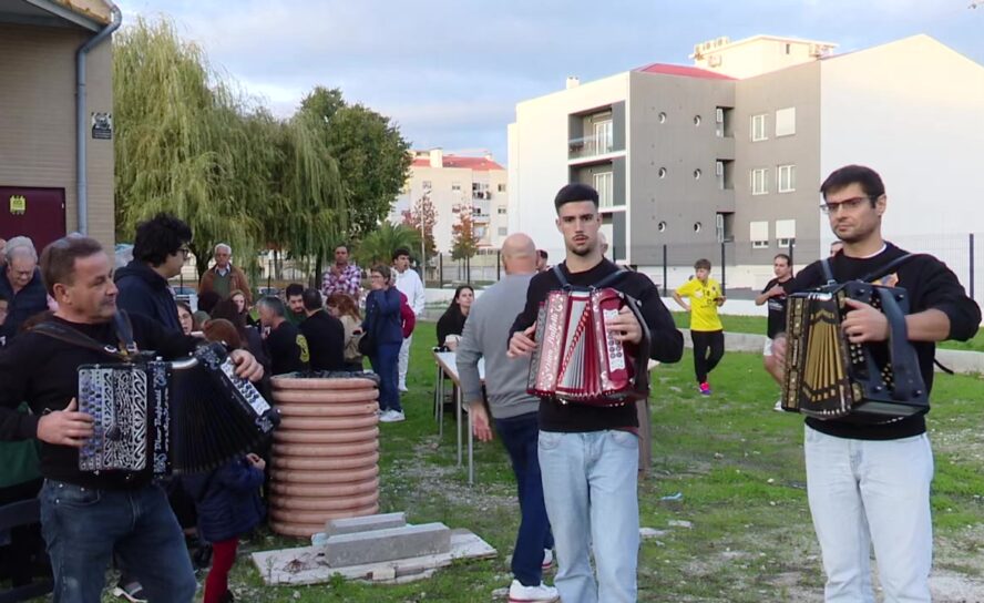 Magusto de São Martinho na Associação Cultural e Desportiva da Carapalha em Cast