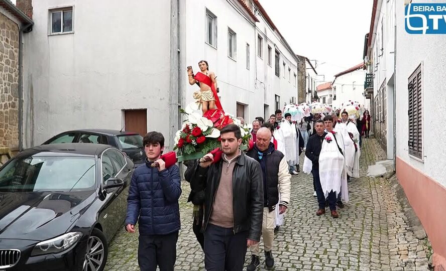 Festa das Papas celebra tradição em honra de São Sebastião na Póvoa de Atalaia