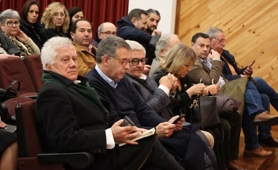 Idanha-a-Nova debate os 50 Anos de Democracia em Portugal na ESGIN-IPCB