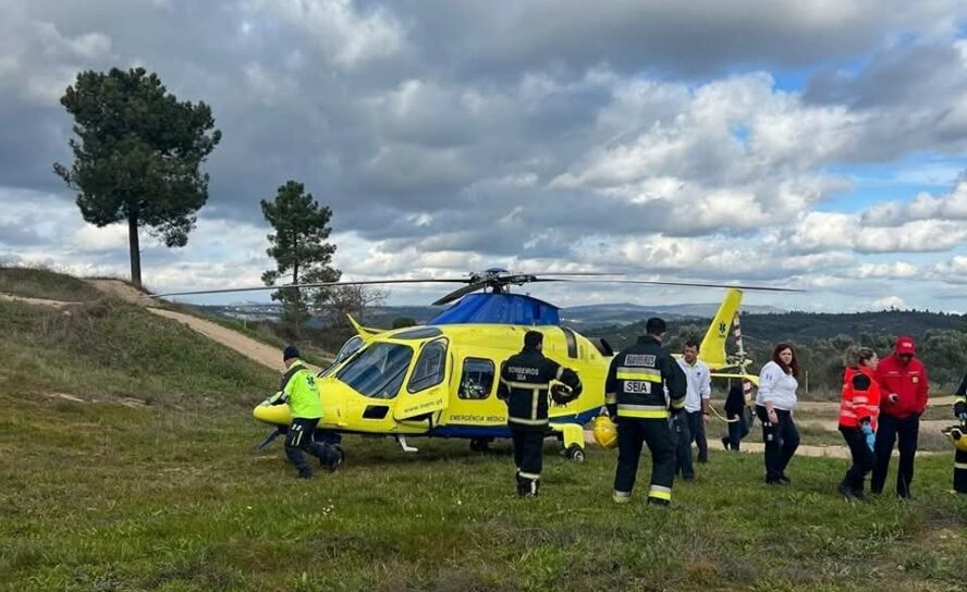 Seia: Homem de 35 anos evacuado de helicóptero após despiste de mota