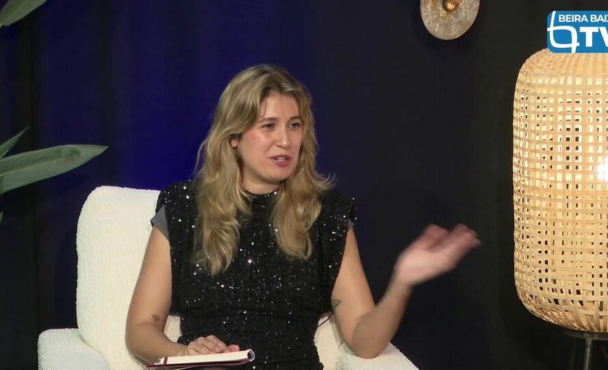Entrevistámos a 𝗠𝗶𝘀𝘀 𝗧𝗲𝗲𝗻 𝗣𝗲𝘁𝗶𝘁𝗲 𝗠𝗲𝘀𝗼𝗮𝗺𝗲́𝗿𝗶𝗰𝗮 𝗣𝗼𝗿𝘁𝘂𝗴𝗮𝗹 𝟮𝟬𝟮𝟱.