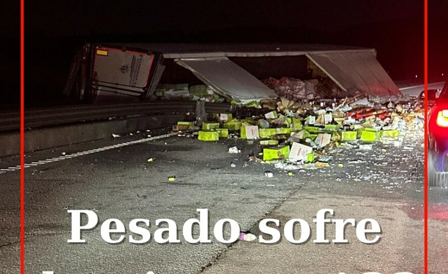 Pesado despista-se na A23