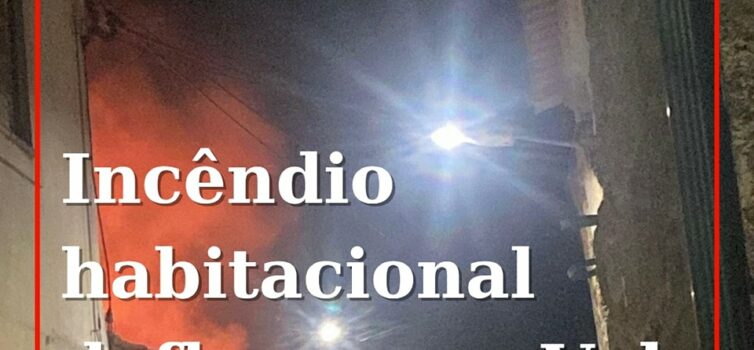 Um incêndio deflagrou num anexo desabitado e acabou por se propagar a outras dua