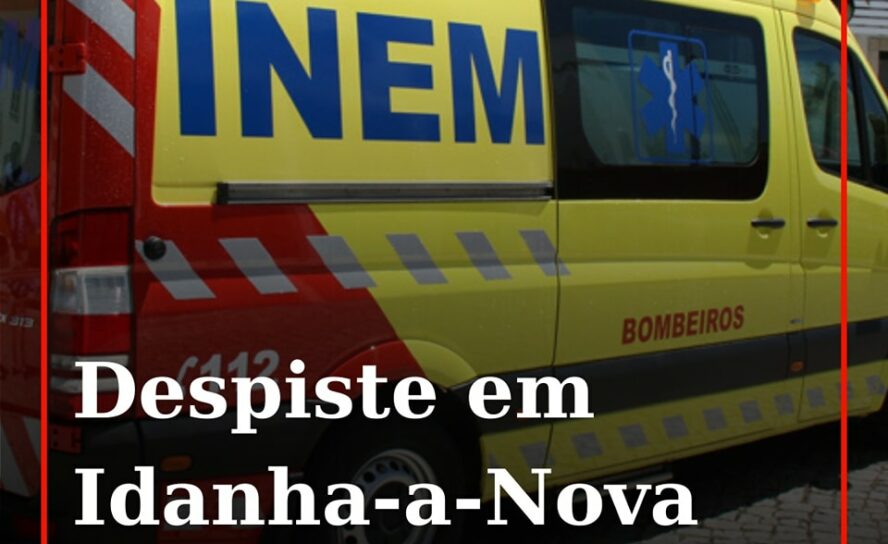 Uma pessoa ficou ferida após o veículo ligeiro de passageiros em que seguia se t