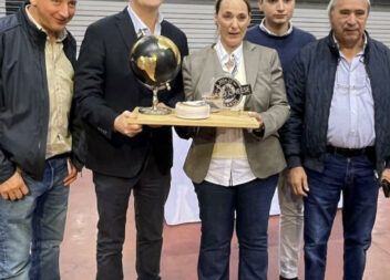 "𝗘𝘀𝘁𝗲 𝗽𝗿𝗲́𝗺𝗶𝗼 𝗲́ 𝘂𝗺 𝗿𝗲𝗰𝗼𝗻𝗵𝗲𝗰𝗶𝗺𝗲𝗻𝘁𝗼 𝗽𝗮𝗿𝗮 𝗮 𝗦𝗼𝗮𝗹𝗵𝗲𝗶𝗿𝗮, 𝗽𝗮𝗿𝗮 𝗼 𝗙𝘂𝗻𝗱𝗮̃𝗼