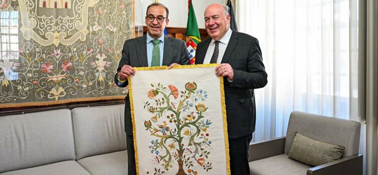 Alcaide de Cáceres visita Castelo Branco e reforça cooperação cultural e turísti