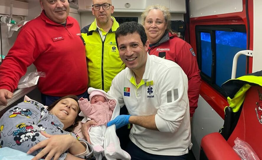 Bebé nasce em ambulância com ajuda dos Bombeiros de Cernache do Bonjardim