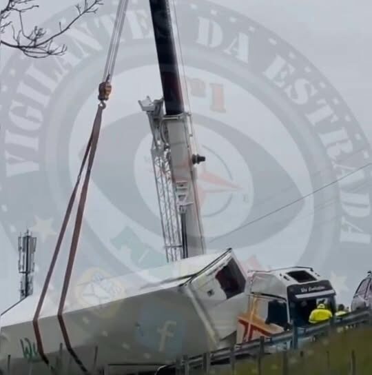 Camião acidentado na A23 em Alcains removido