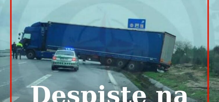 Despiste de camião corta A25