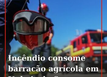 Um incêndio que deflagrou esta manhã de segunda-feira num barracão agrícola situ