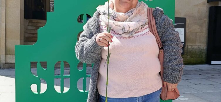 APPACDM da Covilhã celebra 25 de abril com passeio pela cidade