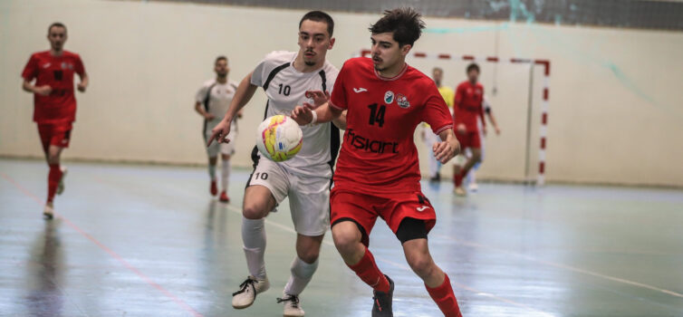 Liga Kia: ACD Ladoeiro / CBIDN – B  2 - Casa Benfica Oleiros 3