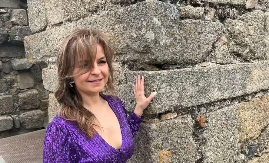 Suzy - Cada Vez Mais Quente (Official Video)