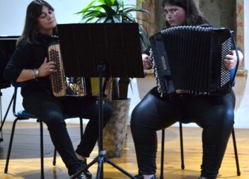 Academia de Música e Dança do Fundão assinala Dia Mundial do Acordeão