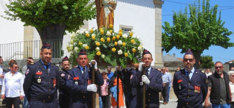 Bombeiros do Fundão participam na Procissão da Nossa Senhora das Necessidades