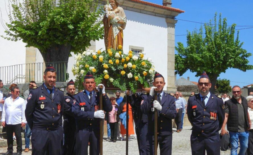 Bombeiros do Fundão participam na Procissão da Nossa Senhora das Necessidades