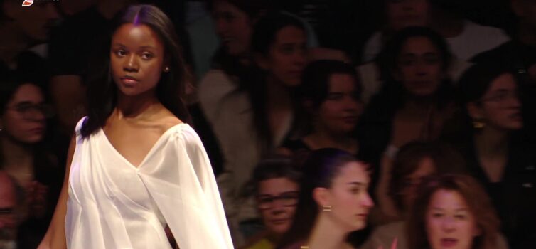CASTELO BRANCO MODA 2025"},"is_text_only_story":false