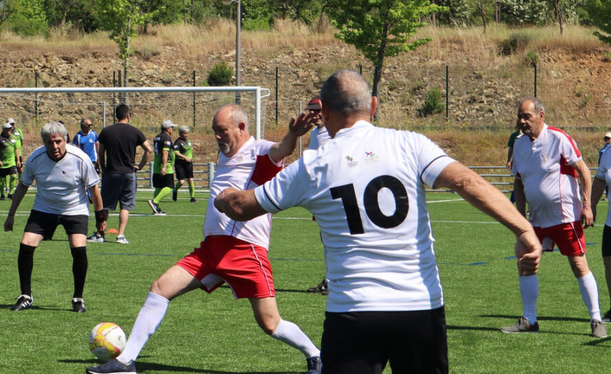 Usalbi promove torneio distrital - Walking Football