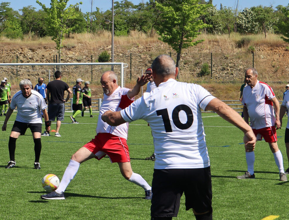 Usalbi promove torneio distrital - Walking Football