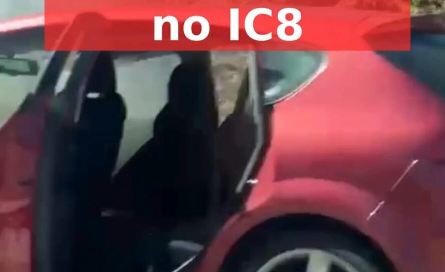 Viatura arde no IC8