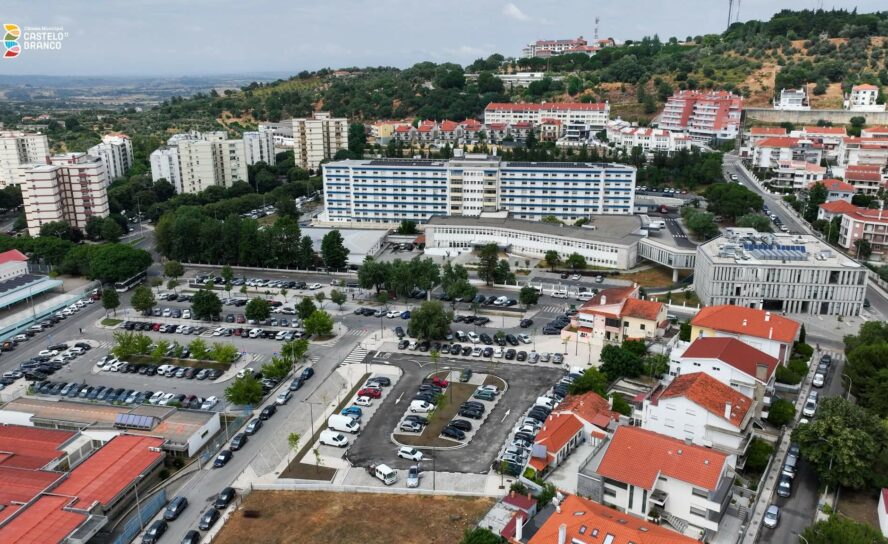 Já abriu novo parque de estacionamento gratuito junto ao Hospital