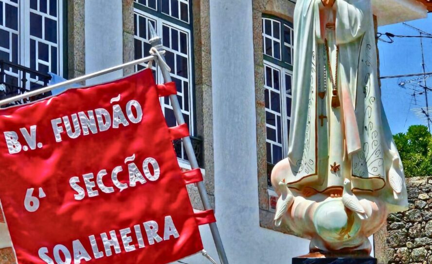 Bombeiros Voluntários do Fundão reforçam tradição na Procissão de Santo António