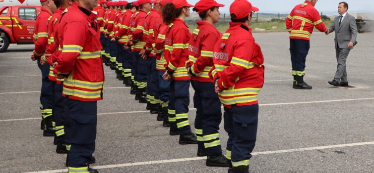 Castelo Branco reforça combate aéreo com meios RESCEU e Bombeiros locais