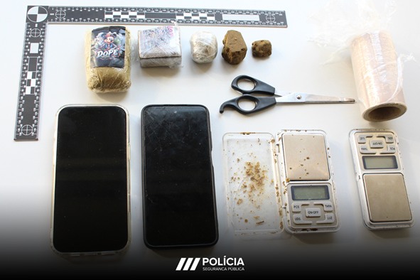 Detidos pelo crime de tráfico de estupefacientes