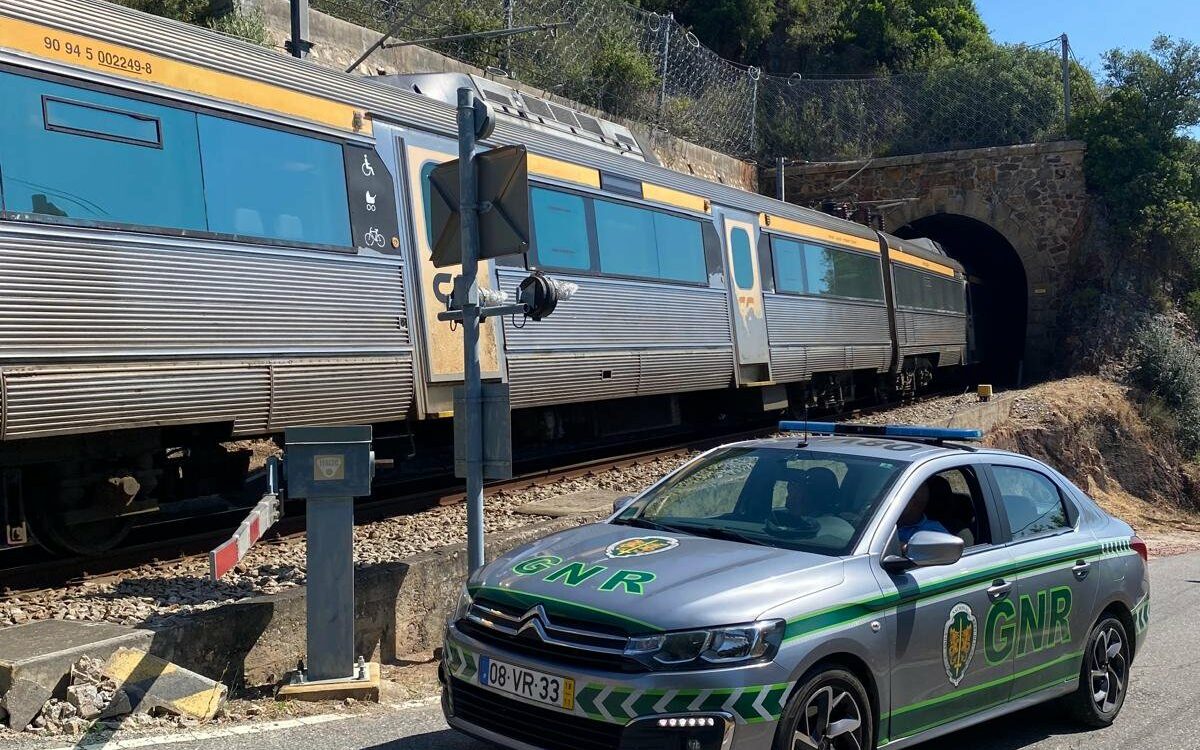 GNR promove segurança nas passagens de nível em Castelo Branco