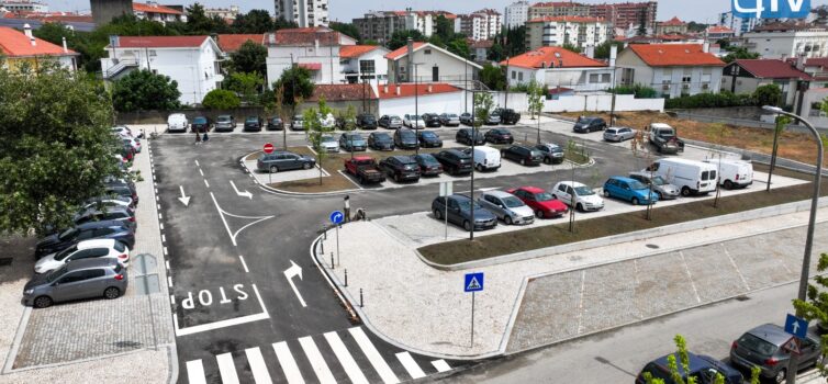 Já abriu novo parque de estacionamento gratuito junto ao Hospital