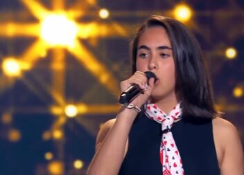 Maria Vinagre conquista Super Pass no The Voice Kids