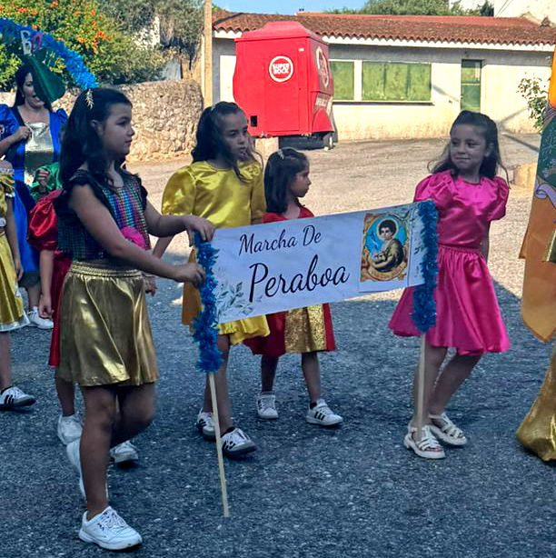 Peraboa celebra tradição com Marcha Popular
