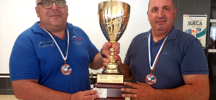 Torneio de sueca na Escola Secundária Nuno Alvares